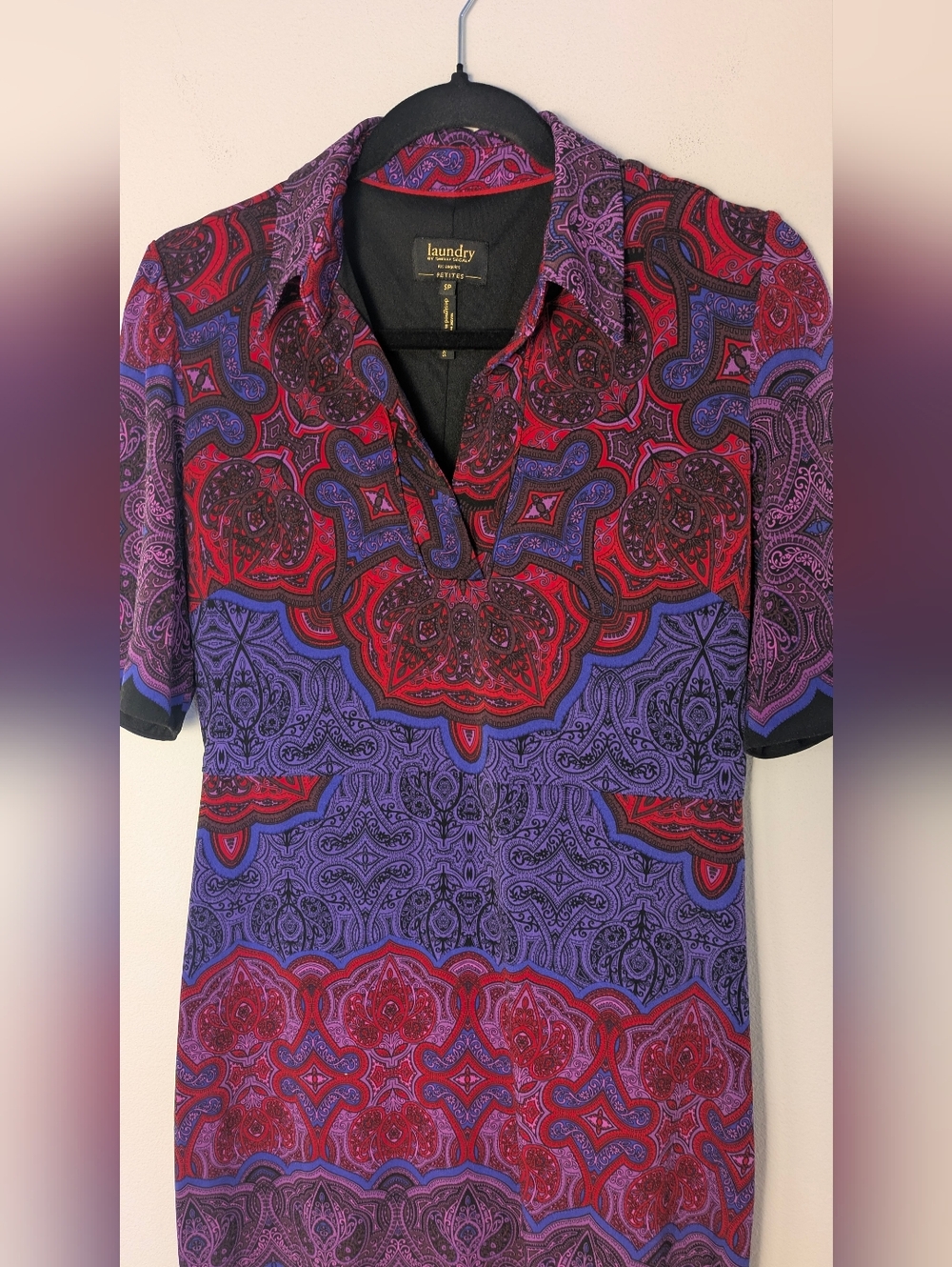 Laundry Paisley Fully Lined Short Sleeved Stretchy Mini Dress Cherry Sz S P EUC - Picture 2 of 11